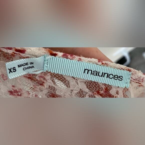 Maurices | Women's White Pink Floral Lace Sheer Short Sleeve Top | XS - Picture 3 of 3